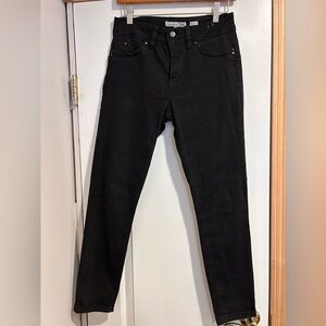 YMI WannaBettaButt Black Skinny Jeans Women’s 7 Mid Rise Stretch Denim